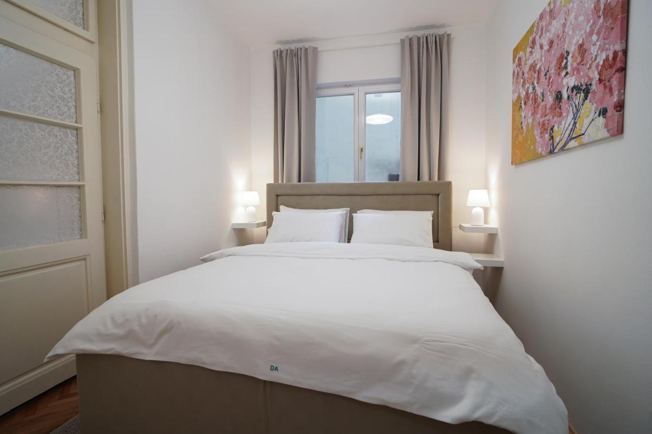 Quiet Luxury Family Apt Belgrade Fortress Center Esterno foto