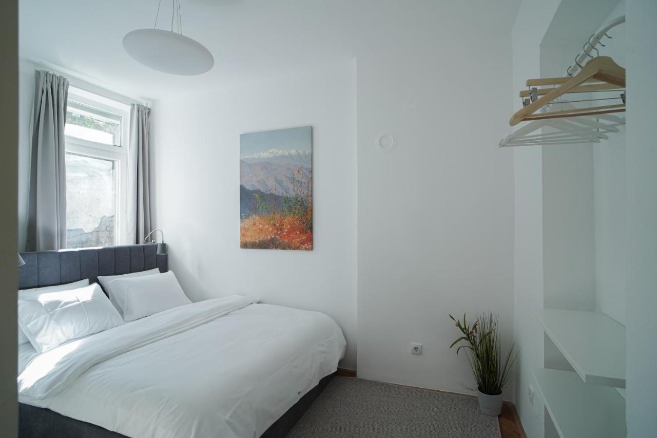 Quiet Luxury Family Apt Belgrade Fortress Center Esterno foto