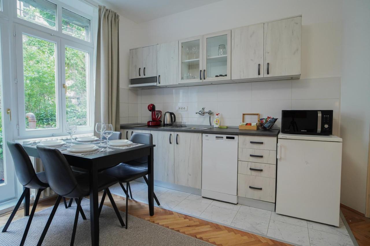 Quiet Luxury Family Apt Belgrade Fortress Center Esterno foto